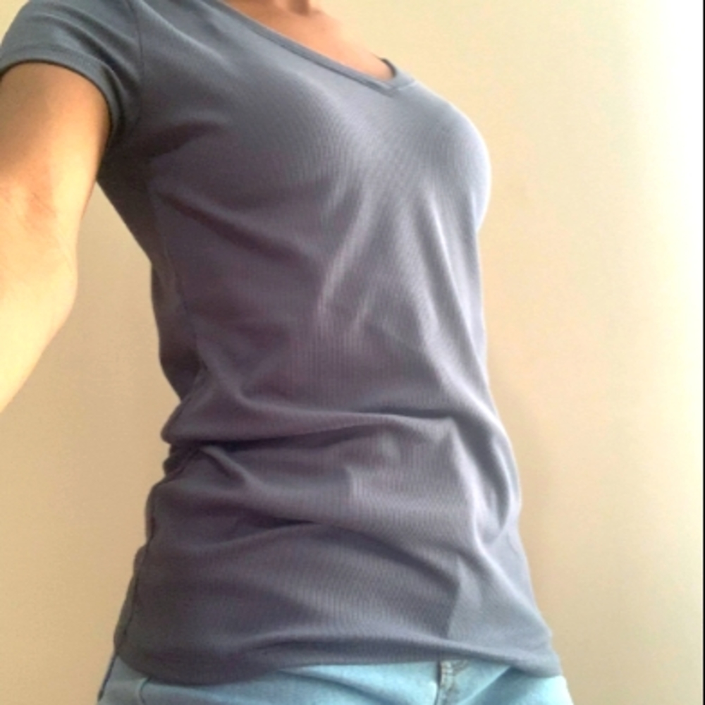 No Boundaries grey small tee